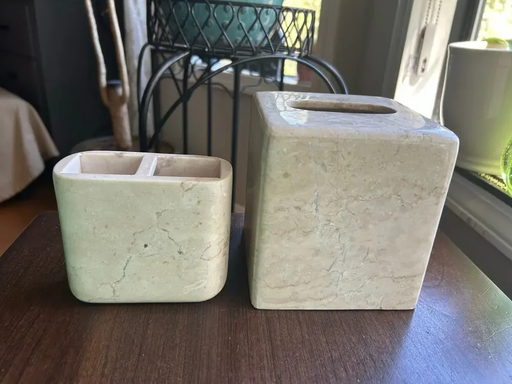 Bed Bath & beyond MARBLE BATHROOM TISSUE BOX COVER & TB Holder - CHAMPAGNE